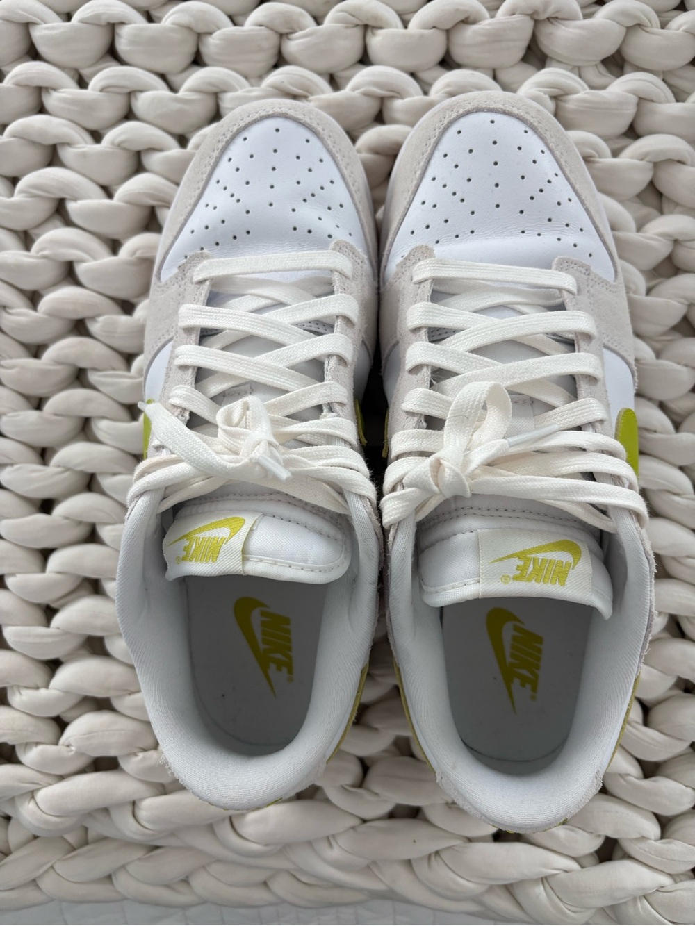 Nike women’s sneakers